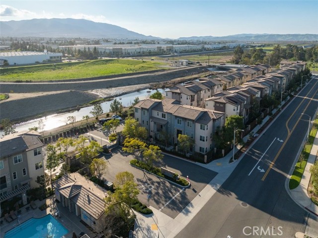 Detail Gallery Image 34 of 36 For 1038 Savi Dr #101,  Corona,  CA 92878 - 3 Beds | 2/2 Baths