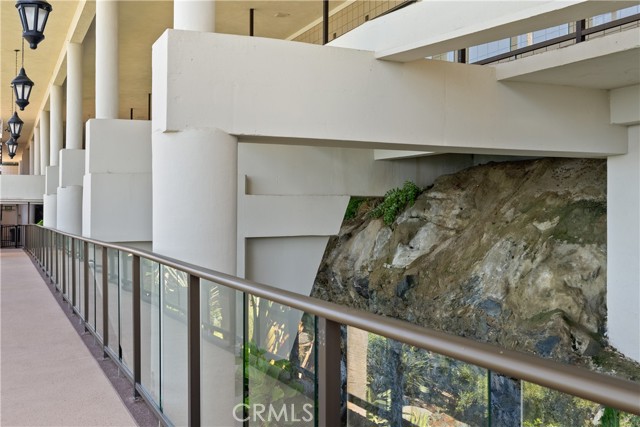 Detail Gallery Image 38 of 50 For 31423 Coast Hwy #15,  Laguna Beach,  CA 92651 - 2 Beds | 2 Baths