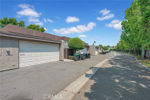 8185 Del Rey Drive, Stanton CA: https://media.crmls.org/medias/c7390adc-311a-4205-bbd5-e5c313284e03.jpg