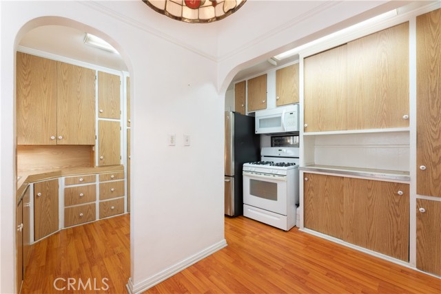 Detail Gallery Image 19 of 48 For 1228 E 64th, Long Beach,  CA 90805 - 2 Beds | 1 Baths