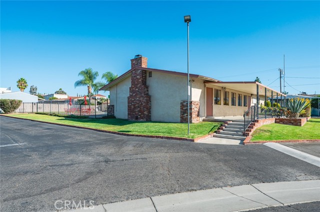 1560 S Otterbein, Rowland Heights CA: https://media.crmls.org/medias/c73928cf-fdef-46bd-8684-ee96918d8ab6.jpg
