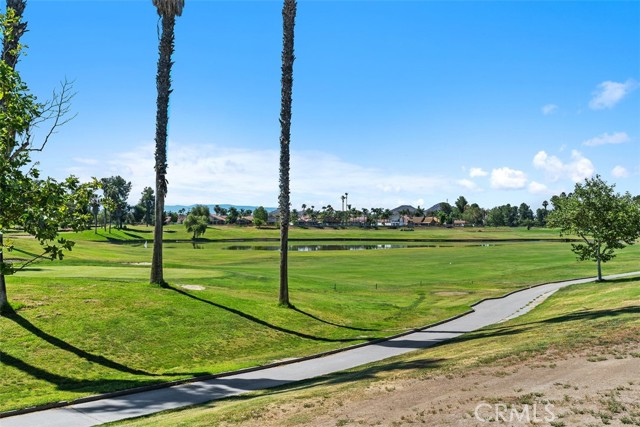 29530 Winding Brook Drive, Menifee CA: https://media.crmls.org/medias/c7392c2c-c2c8-4e0f-b31b-7bc6457013de.jpg