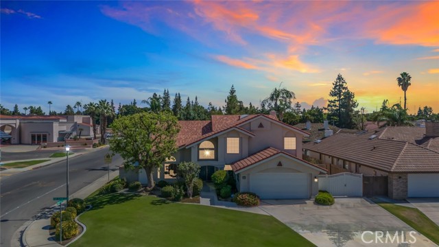 2600 Oak Grove, Bakersfield CA: https://media.crmls.org/medias/c73af3b9-7a20-4616-9223-dc660ef49896.jpg