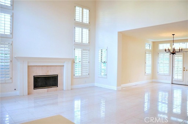 Detail Gallery Image 9 of 21 For 12190 S Riviera, Tustin,  CA 92782 - 5 Beds | 3/1 Baths