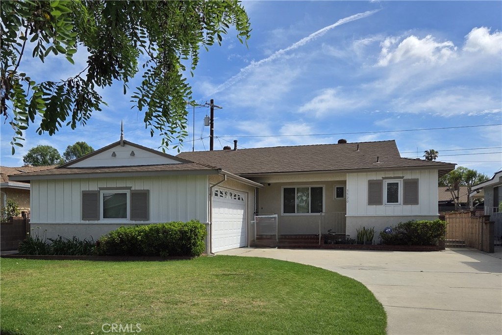 3520 E Harding