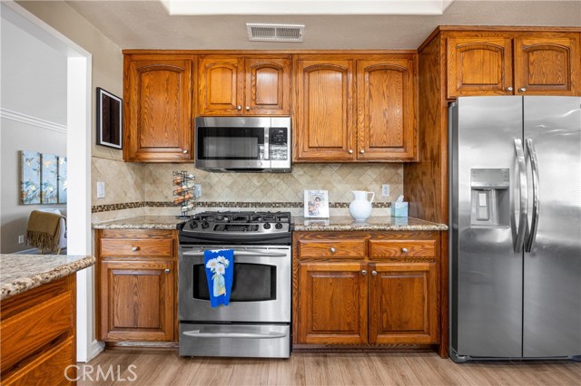 8010 Rosebud Street, Rancho Cucamonga CA: https://media.crmls.org/medias/c73c4546-6d0f-4cd5-943f-d03dc09a2549.jpg