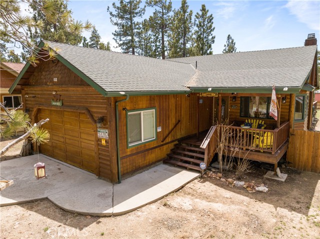 Detail Gallery Image 2 of 23 For 39789 Forest Rd, Big Bear Lake,  CA 92315 - 3 Beds | 2 Baths