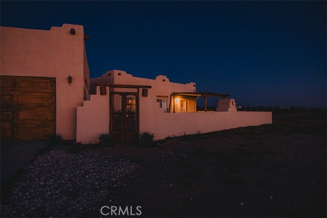 1388 Fortuna Avenue, Landers CA: https://media.crmls.org/medias/c73d5f71-1046-44d2-871c-4e740a0eb331.jpg