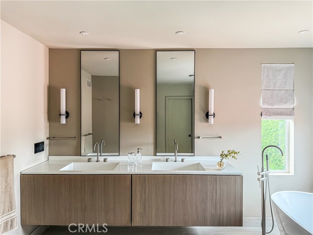 2053 Suana, Rancho Palos Verdes, California 90275, 4 Bedrooms Bedrooms, ,4 BathroomsBathrooms,Residential,For Sale,Suana,PV26079184