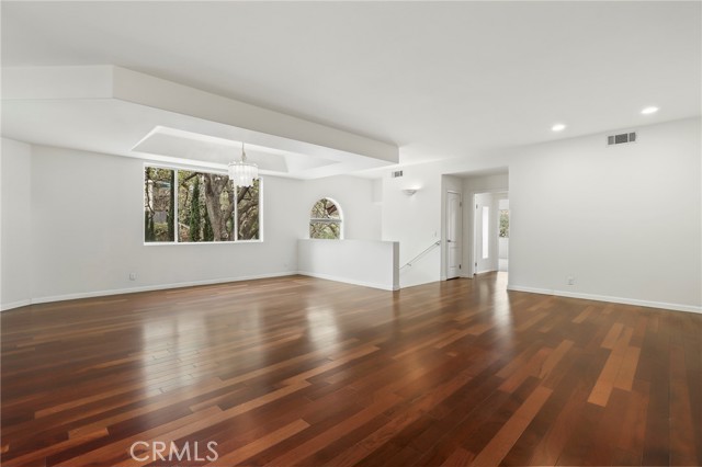 Detail Gallery Image 9 of 49 For 272 Manzanita, Thousand Oaks,  CA 91361 - 4 Beds | 3 Baths