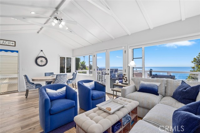2915 Rounsevel, Laguna Beach CA: https://media.crmls.org/medias/c73ec751-31e0-42b5-a870-be60365e62f2.jpg