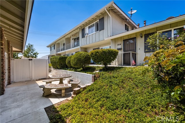 4514 Jamestown, Yorba Linda CA: https://media.crmls.org/medias/c73ed004-8dd2-47e2-a939-d0144a92067e.jpg