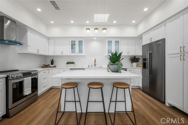 Detail Gallery Image 19 of 39 For 1271 Kenwood Rd 163l,  Seal Beach,  CA 90740 - 2 Beds | 1/1 Baths