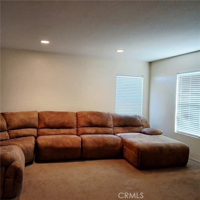 13721 Gobi Ct, Victorville, CA 92394 photo 19