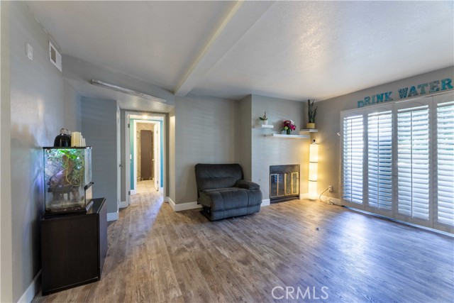 Detail Gallery Image 9 of 46 For 645 Chestnut Avenue #106,  Long Beach,  CA 90802 - 2 Beds | 2 Baths