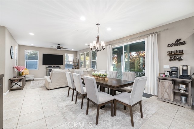 3580 Buckingham Avenue, Clovis CA: https://media.crmls.org/medias/c7426830-ba16-4edf-b7ba-aa0b550f9b24.jpg