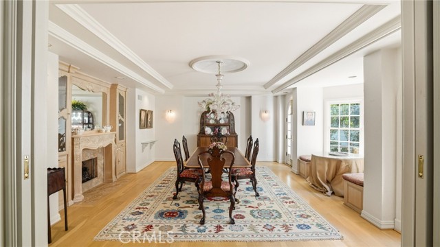 Detail Gallery Image 11 of 74 For 4548 Ellenboro, Woodland Hills,  CA 91364 - 4 Beds | 4/1 Baths