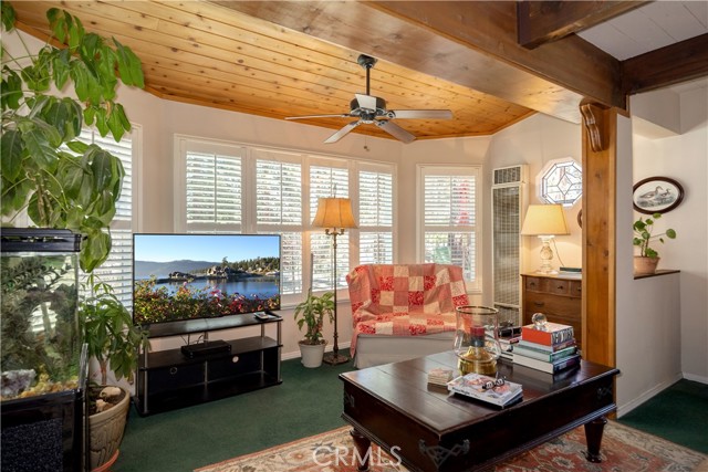 Detail Gallery Image 11 of 36 For 129 Poplar St, Big Bear Lake,  CA 92315 - 3 Beds | 2 Baths