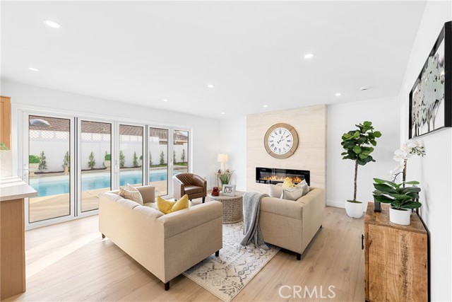 Detail Gallery Image 42 of 71 For 242 Garfield, Placentia,  CA 92870 - 4 Beds | 3 Baths