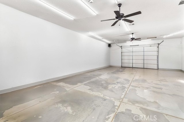 19287 Allegheny Road, Apple Valley CA: https://media.crmls.org/medias/c745fdb7-d4d4-4495-ae85-8ef592c62be5.jpg