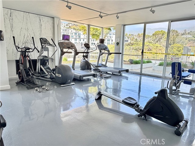 Detail Gallery Image 13 of 23 For 17350 W Sunset, Pacific Palisades,  CA 90272 - 1 Beds | 1 Baths