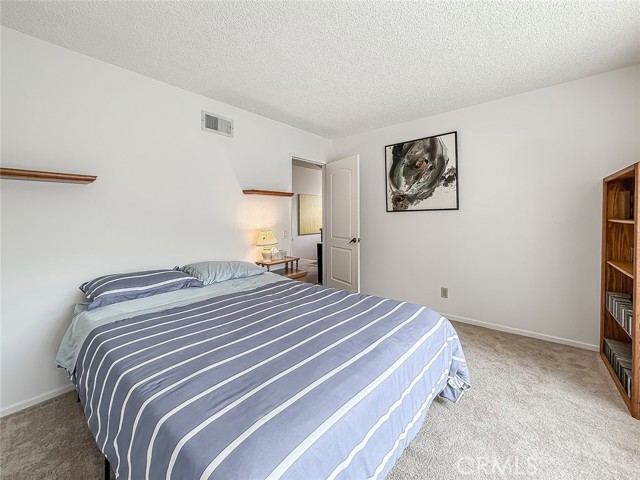 Detail Gallery Image 24 of 48 For 5021 Ambridge Dr, Calabasas,  CA 91301 - 4 Beds | 3 Baths
