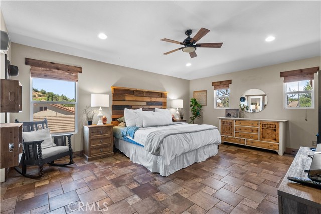 Image 24 of 42 For 28123 Gibraltar Lane
