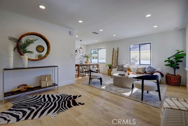 Detail Gallery Image 5 of 26 For 3738 Gondar, Long Beach,  CA 90808 - 4 Beds | 2 Baths