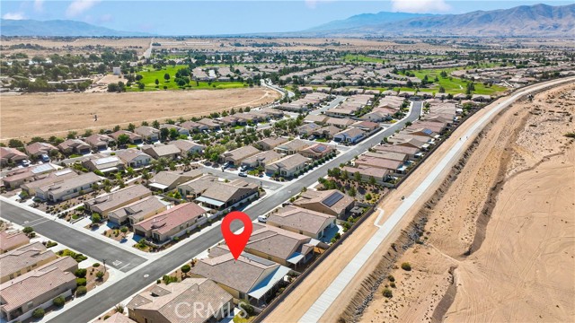 11300 River Run Street, Apple Valley CA: https://media.crmls.org/medias/c74a0534-79b6-4809-ad90-043adfe60e4a.jpg
