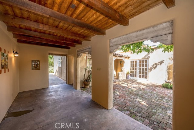 Detail Gallery Image 19 of 41 For 281 San Gabriel Ct, Sierra Madre,  CA 91024 - 4 Beds | 2 Baths