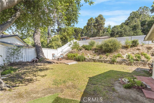 2302 Jayma Lane, La Crescenta CA: https://media.crmls.org/medias/c74ac463-9d9a-4e39-93d5-bd797fd3d6ea.jpg