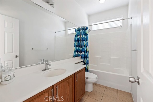 13223 Concord Drive, Victorville CA: https://media.crmls.org/medias/c74b55e7-ad55-45f2-8ae5-c52188447bba.jpg