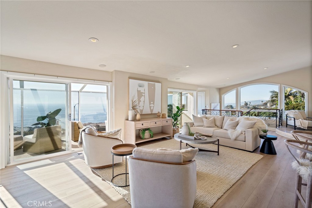 C74bdaba 4a80 4c1f B717 21e5b8810879