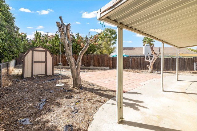 Detail Gallery Image 3 of 26 For 26205 Frazier St, Hemet,  CA 92544 - 2 Beds | 2 Baths