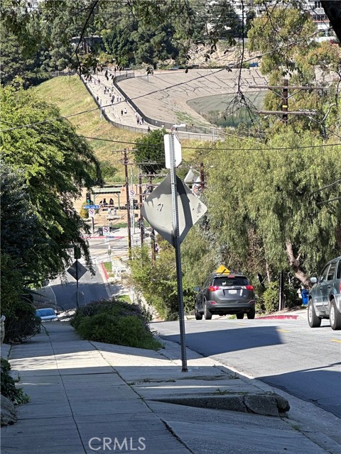 Detail Gallery Image 27 of 28 For 2258 Duane, Los Angeles,  CA 90039 - – Beds | – Baths