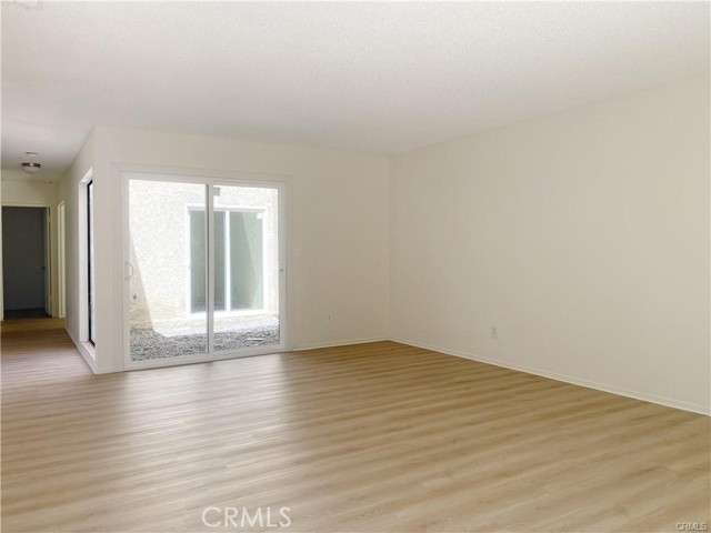 Image 10 of 23 For 3506 Albany Street