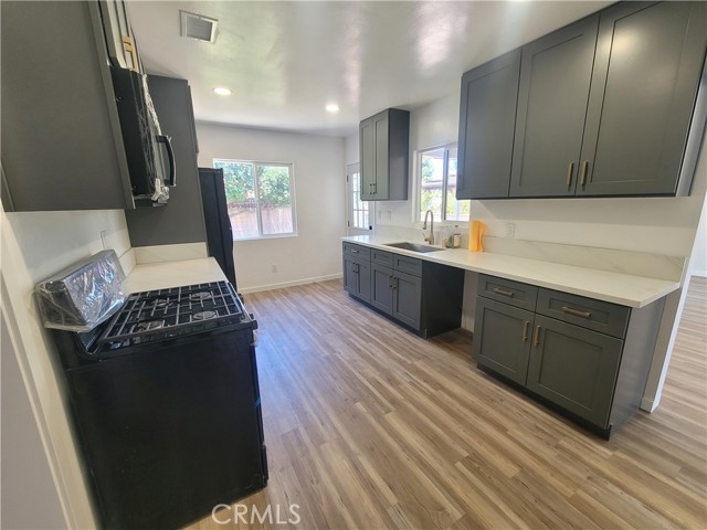Detail Gallery Image 9 of 21 For 8339 Manzanar Ave, Pico Rivera,  CA 90660 - 3 Beds | 2 Baths