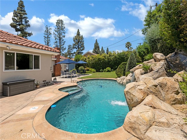 11122 Yolanda Avenue, Porter Ranch CA: https://media.crmls.org/medias/c74fe424-09e1-400d-972a-40eeed41fc6a.jpg