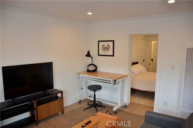 Detail Gallery Image 16 of 18 For 830 Monterey, Hermosa Beach,  CA 90254 - 1 Beds | 1 Baths