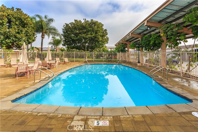 Detail Gallery Image 14 of 16 For 3050 W Ball Rd #4,  Anaheim,  CA 92804 - 2 Beds | 2 Baths