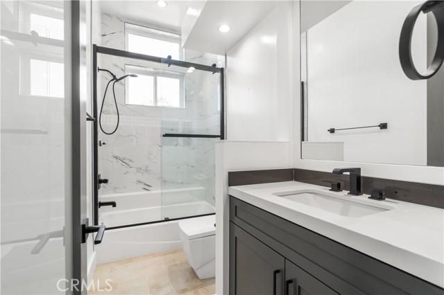 Detail Gallery Image 40 of 50 For 1303 Harkness Ln, Redondo Beach,  CA 90278 - 5 Beds | 4/1 Baths