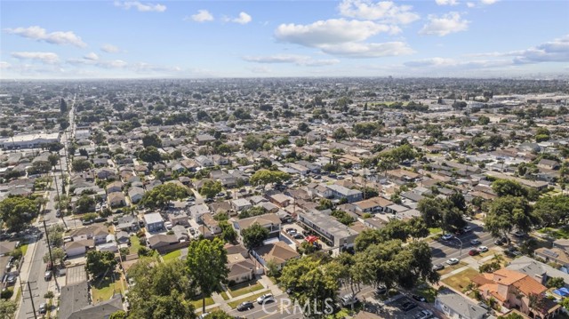 Detail Gallery Image 5 of 44 For 9625 Alexander Ave, South Gate,  CA 90280 - 3 Beds | 2 Baths
