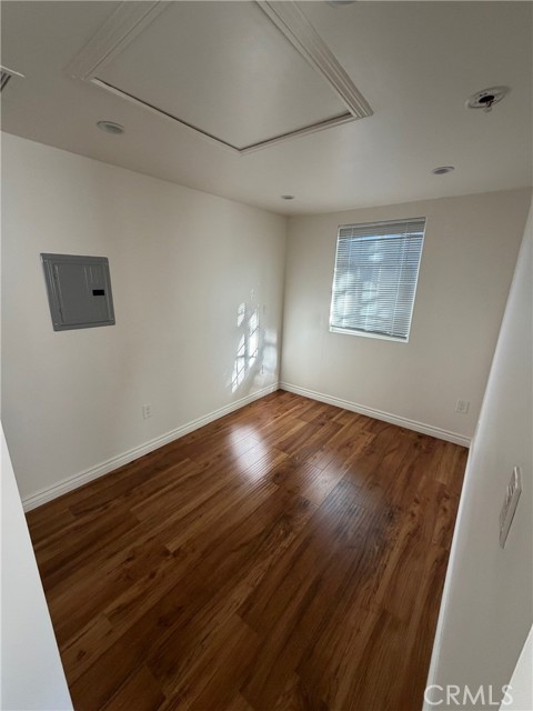 Detail Gallery Image 5 of 10 For 6651 Quakertown Ave, Winnetka,  CA 91306 - 1 Beds | 1 Baths