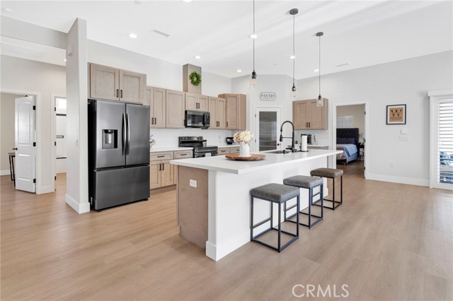 Detail Gallery Image 8 of 46 For 14812 Crofton, Helendale,  CA 92342 - 4 Beds | 2 Baths