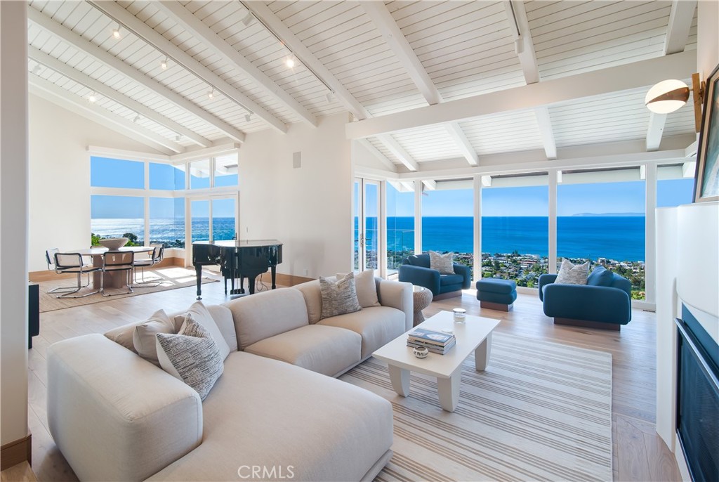 747 Bayview Place, Laguna Beach, CA 92651