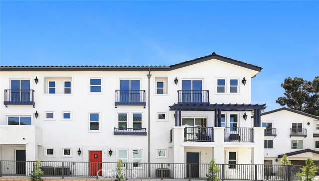 Front Image Thumbnail for CRTR25233716