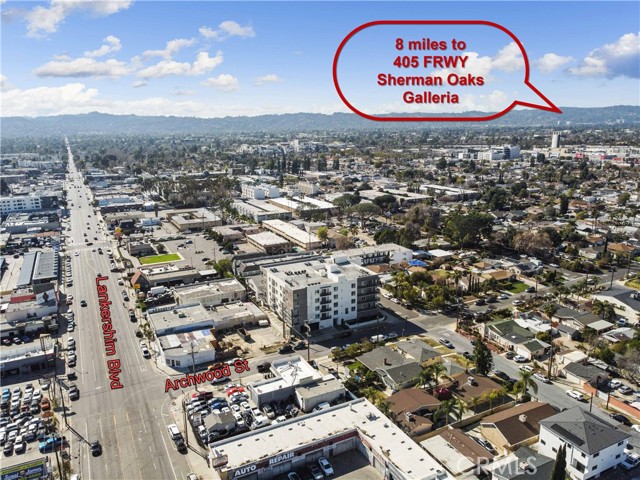 11714 Archwood Street, North Hollywood CA: https://media.crmls.org/medias/c754a9cc-d395-459d-ad06-da9bc1e27d03.jpg