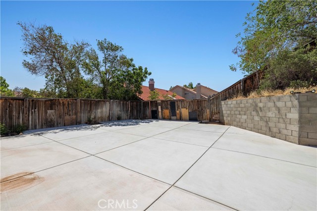 3314 Sandstone Court, Palmdale CA: https://media.crmls.org/medias/c75522f4-d91a-431d-a05a-5ccb6e3f7198.jpg