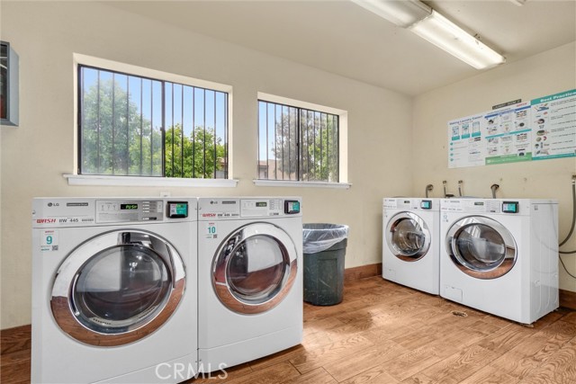 600 W 3rd Street, Santa Ana CA: https://media.crmls.org/medias/c7556fcb-24af-434f-aa87-17c424af1dc9.jpg