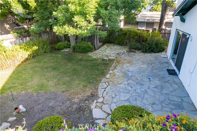 22654 Dolorosa Street, Woodland Hills CA: https://media.crmls.org/medias/c7577cb2-c6eb-40ab-b2e5-fb7e4d852e40.jpg